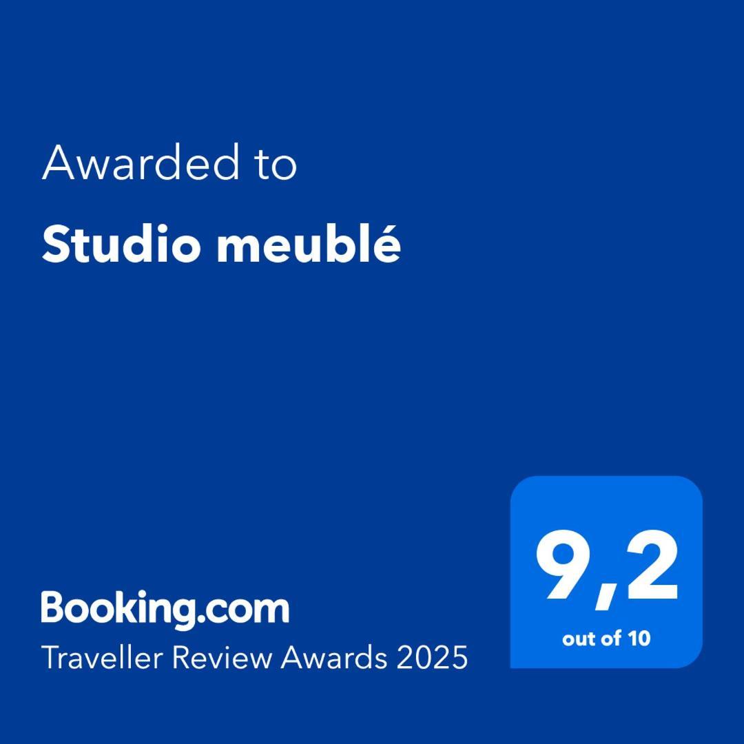Studio Meuble Diass Экстерьер фото